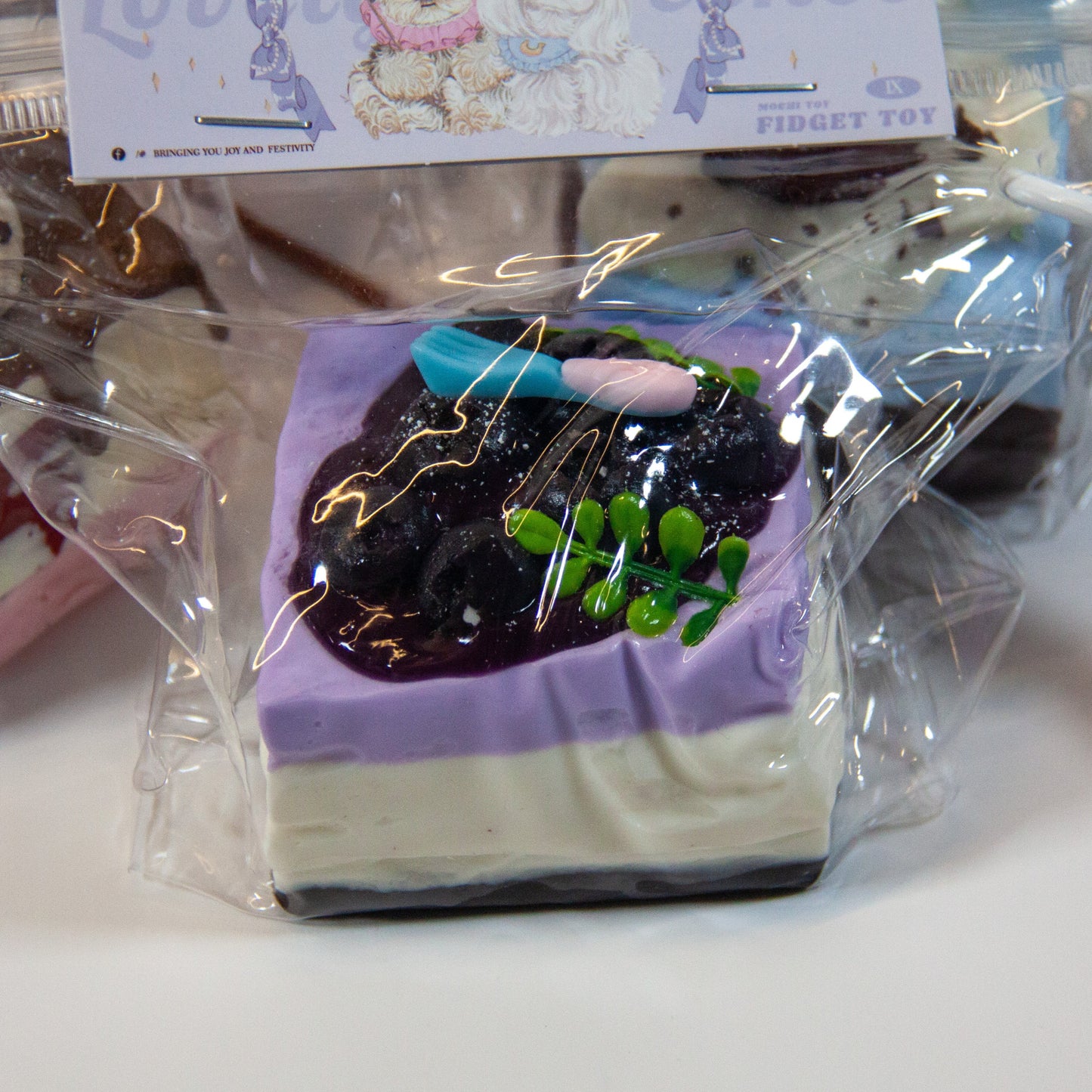 F08 Cake Cubes Taba Squishy