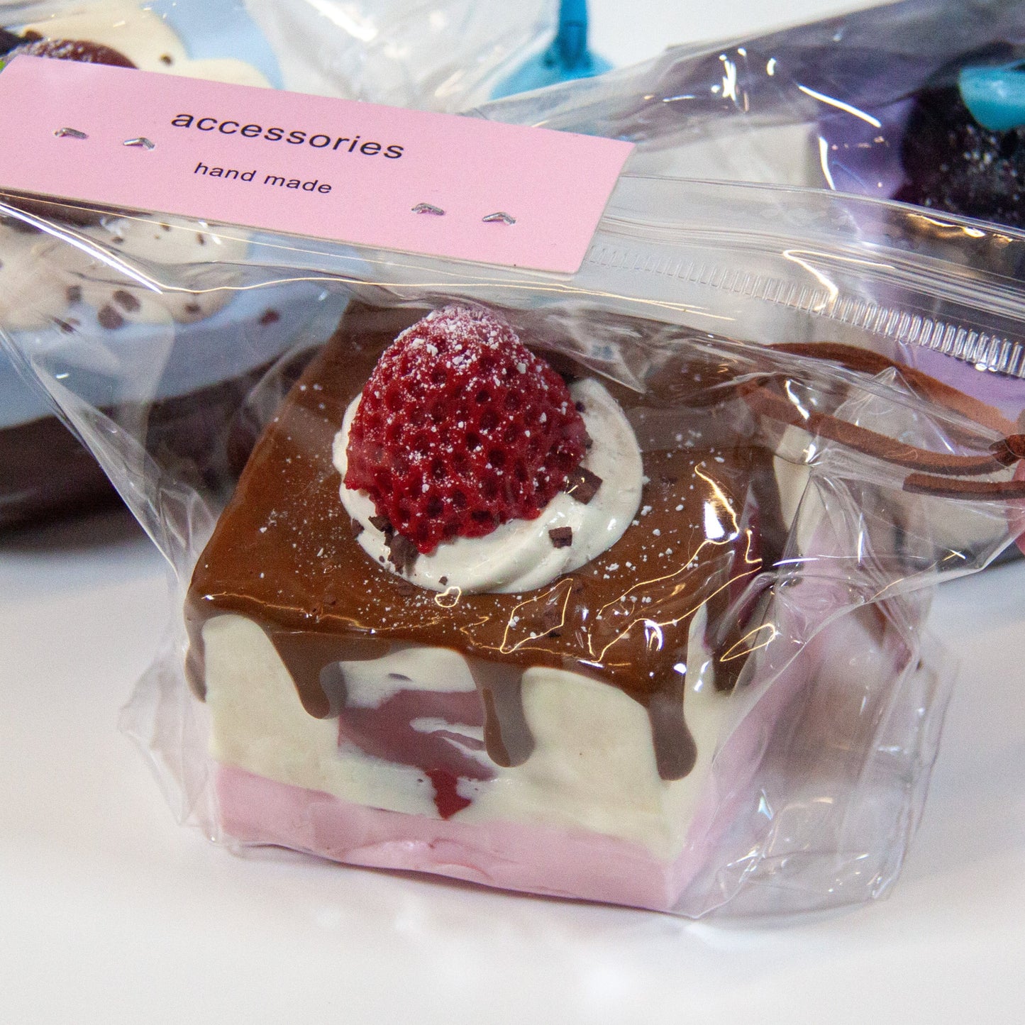 F08 Cake Cubes Taba Squishy